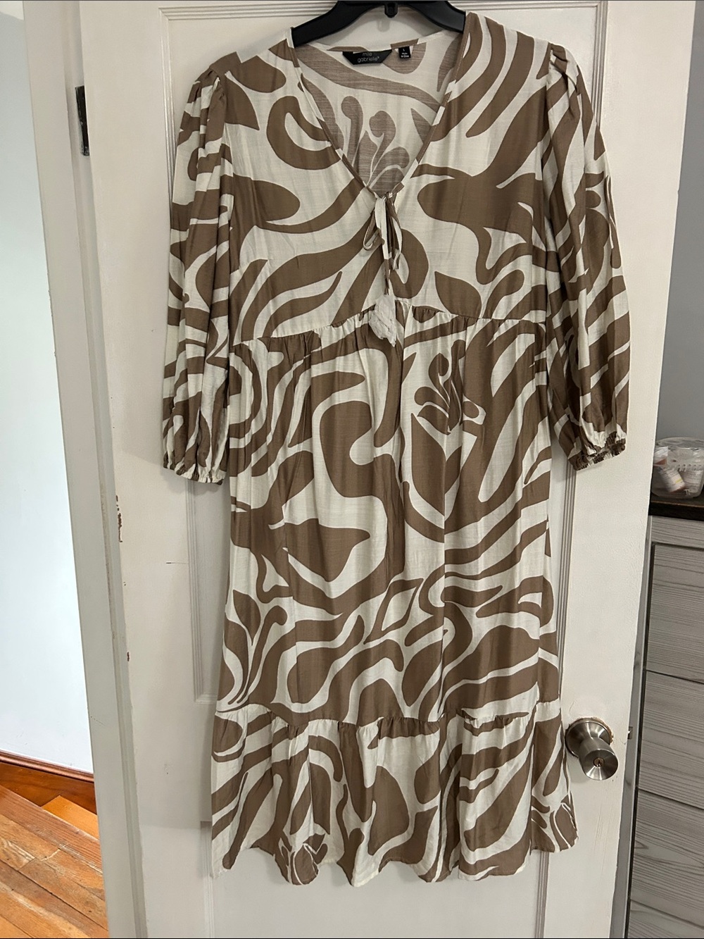 Mile Gabrielle Cream & Brown Printed Midi Dress-Puff Sleeve, Tassels NWOT